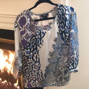 Paperwhite silk blouse small snakeskin